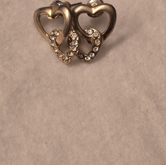 Linked heart stud earrings - Picture 4 of 4